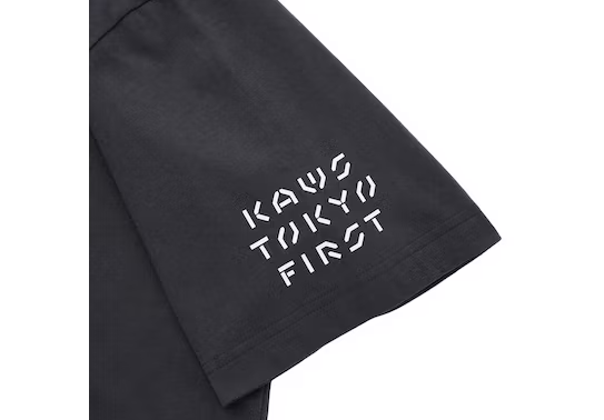 KAWS x Uniqlo Tokyo First Tee KAWS x Uniqlo Tokyo First Tee